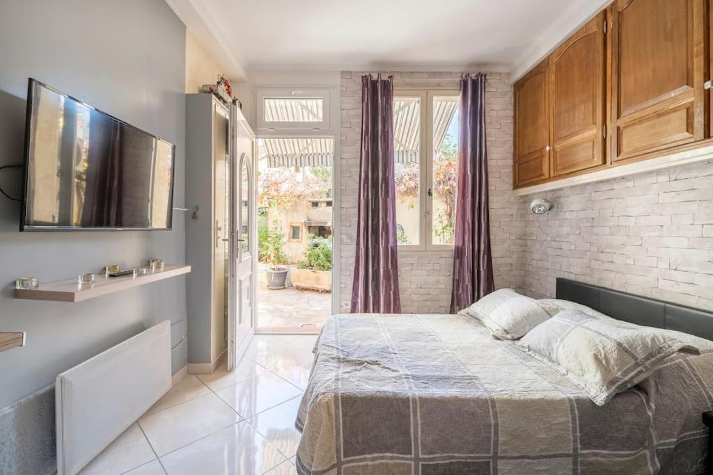 Studio Ideal Pour Deux Voyageurs Sur Marsilya Dış mekan fotoğraf