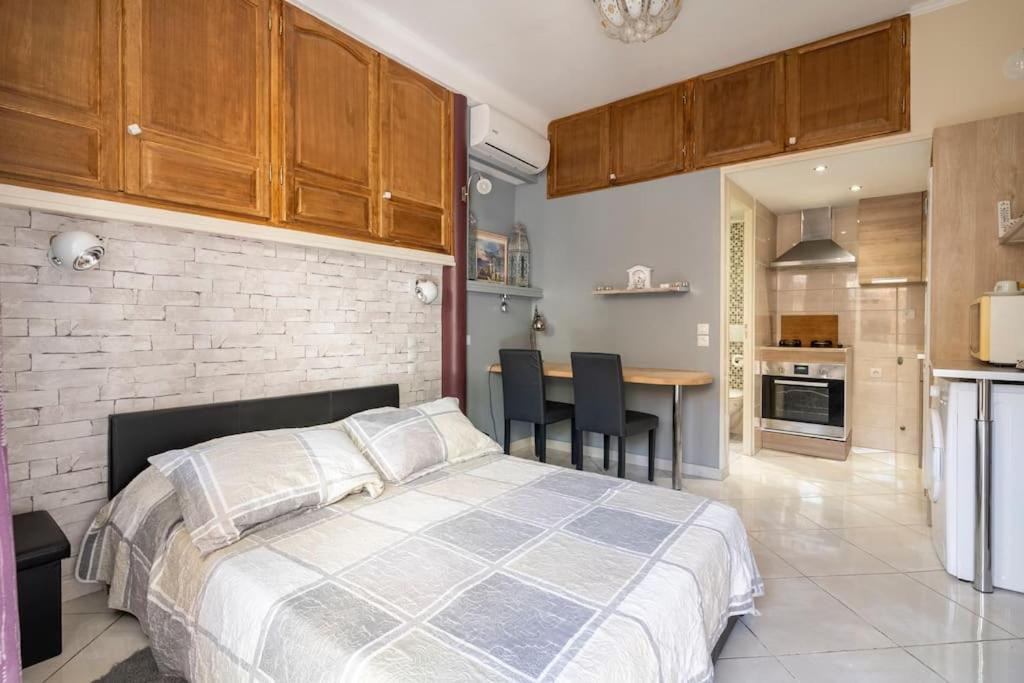 Studio Ideal Pour Deux Voyageurs Sur Marsilya Dış mekan fotoğraf